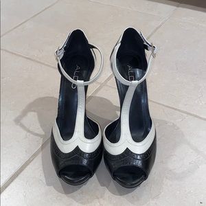 Aldo Mary Janes - Size 36